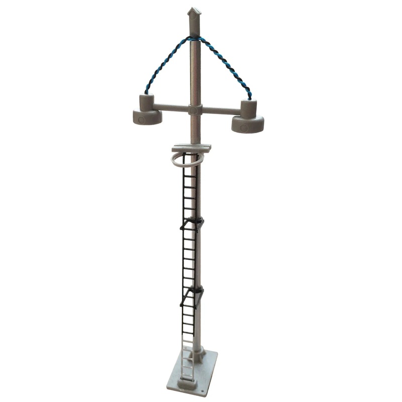 Eckon Double Bowl Head Tall Yard Lamp (Black Ladder With White Bas