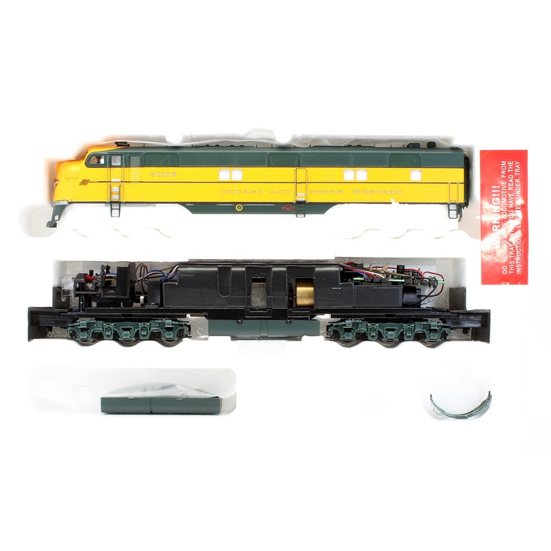 Pre-Owned E7 Diesel Locomotive C&NW A-Unit W/Mars Light – Road #5010-B