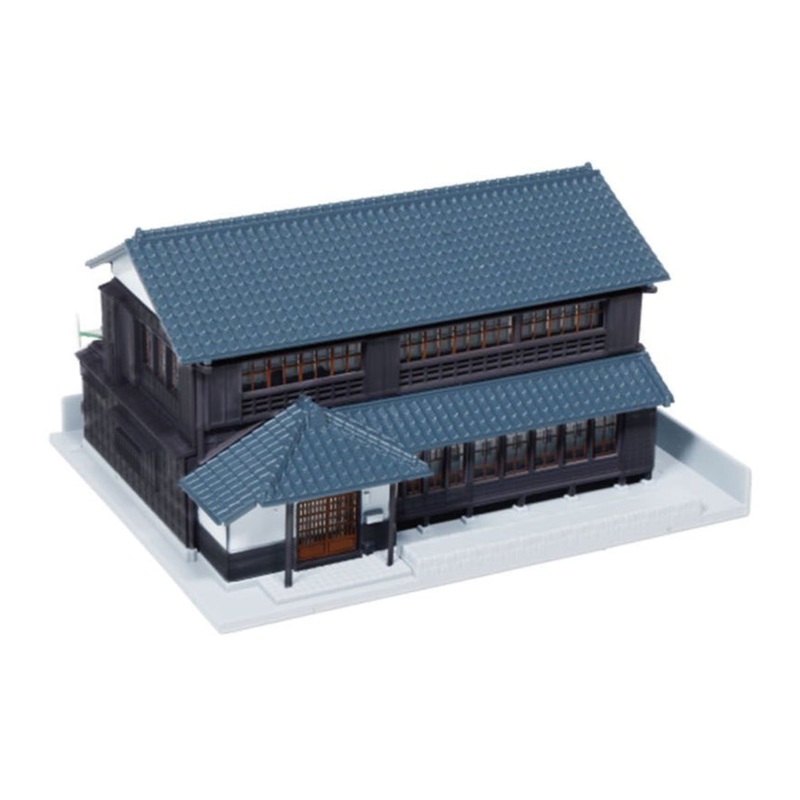 Hip Roof House Black (Pre-Built)
